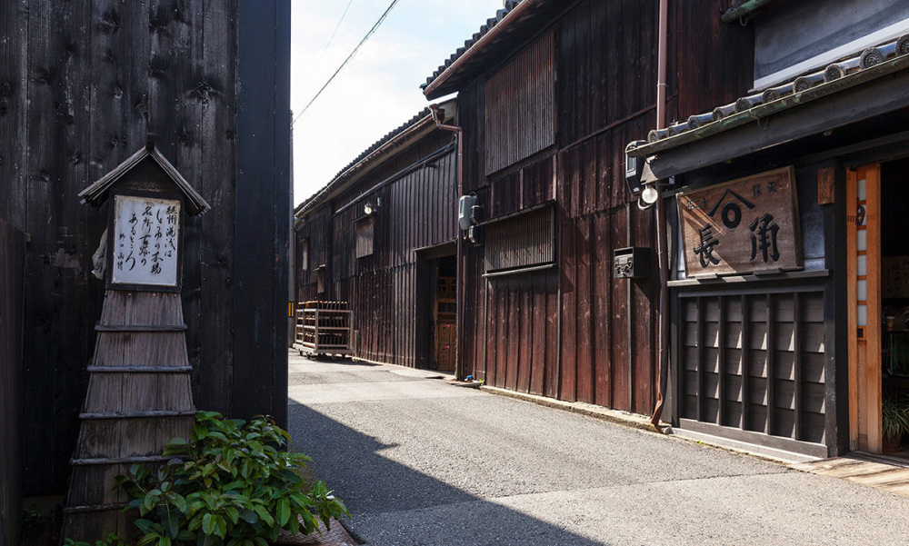 Arida mandarin oranges and Hidaka kue (longtooth grouper), historical towns and bountiful nature - all the highlights of the Arida-Hidaka area 