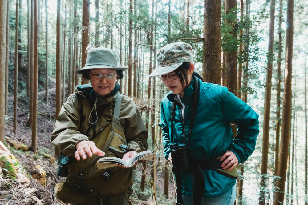 ayumi and Maya Tsumura, the mother-and-daughter guide duo who led us along Kogumotori-goe. Mayumi is a master of bird listening, effortlessly identifying the many calls coming from the trees.