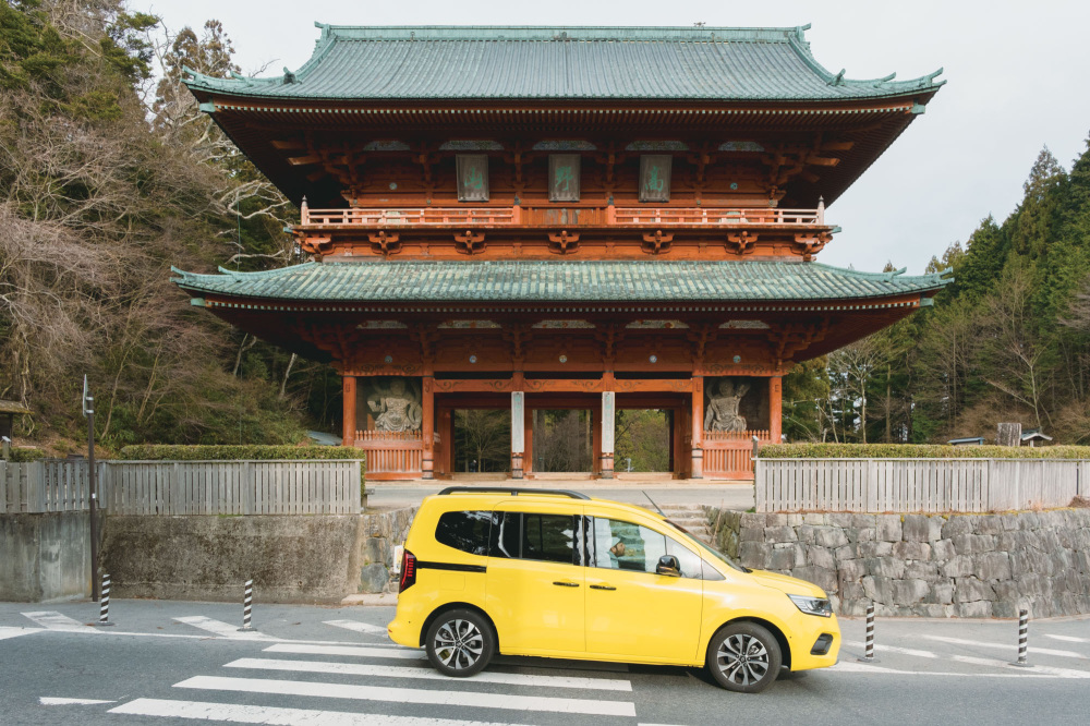 In the Koyasan area, we stopped by sites like Kongobu-ji Temple and Okuno-in. Pictured here is the great gate, or daimon, that marks the entrance to Koyasan.