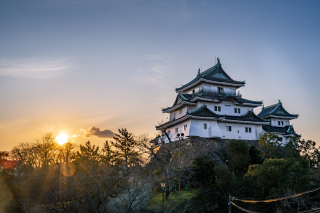 Explore Surrounding Towns & Cities