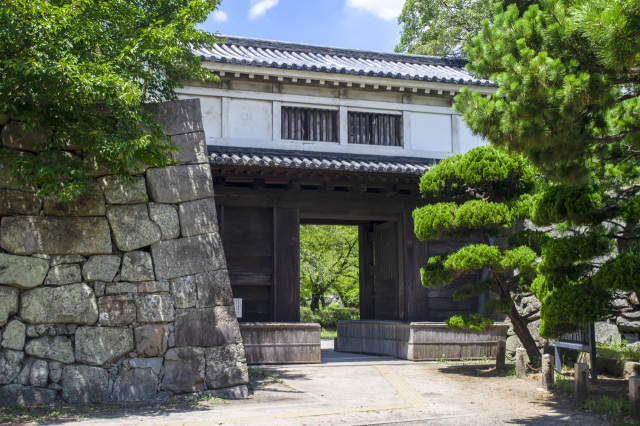 Okaguchi Gate