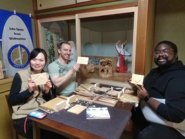 Enjoy wood carving experience with world-class artist／Woo…